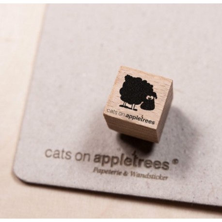 Cats on appletrees - Timbro Legno - Elsbeth the Sheep - 2854